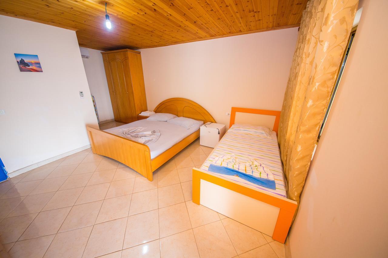 Isi Rooms Влёра Экстерьер фото